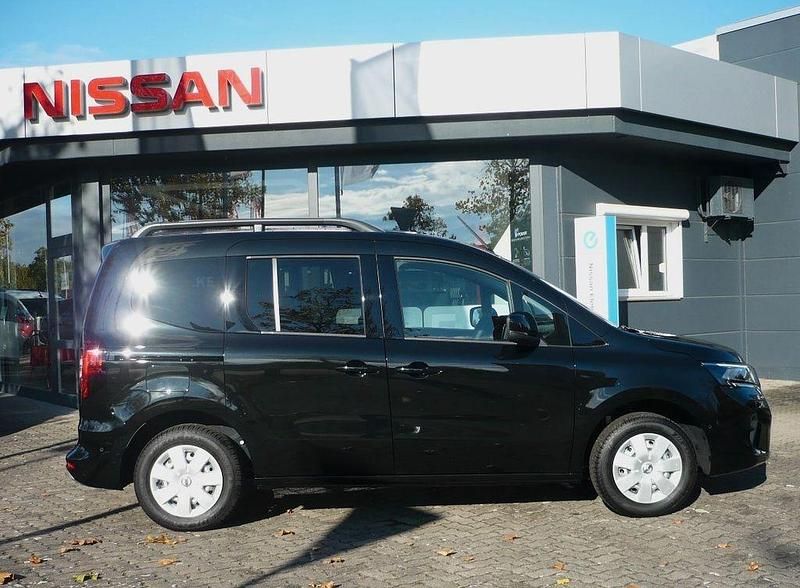 Gebraucht Nissan Townstar Tekna 131 PS (96 kW) 2025 Schwarz Van / Kleinbus