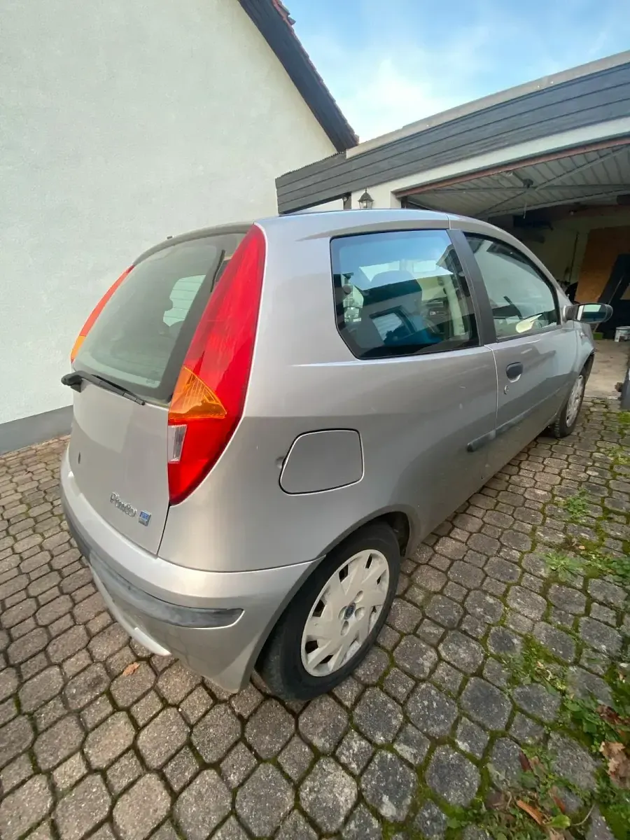 Gebraucht Fiat Punto 60 PS (44 kW) 2000 Grau Kleinwagen