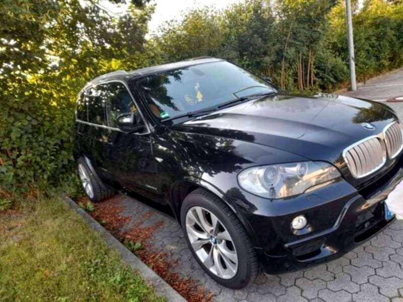 Schwarz Gebraucht 2009 BMW X5 SUV | 12.700 € (Fairer Preis) - Bild 1/4