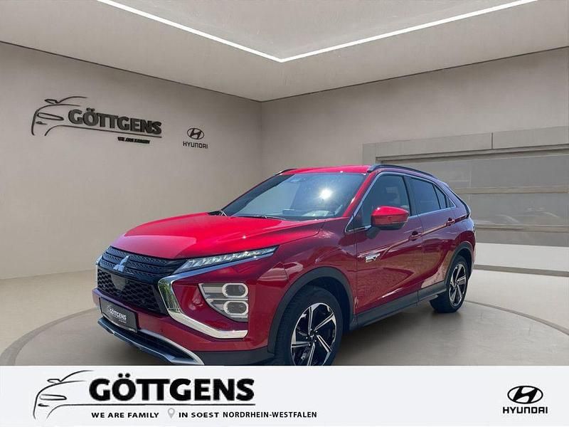 Rot Gebraucht 2022 Mitsubishi Eclipse Cross Top SUV | 21.949 € (Guter Preis) - Bild 1/4