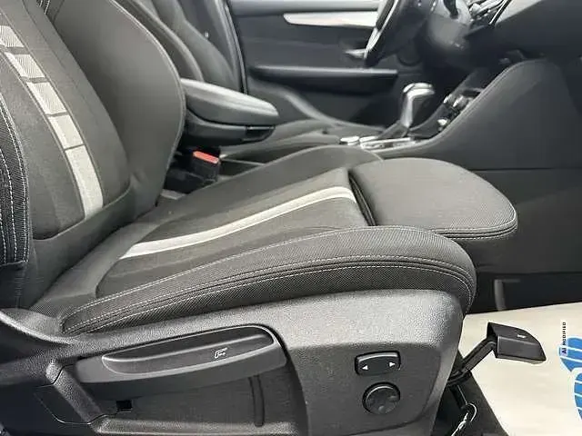Gebraucht BMW 218 Basis 136 PS (100 kW) 2015 Weiß metallic