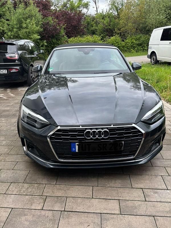 Grau Gebraucht 2020 Audi A5 Cabriolet S-Line Cabrio | 31.200 € (Guter Preis) - Bild 1/4