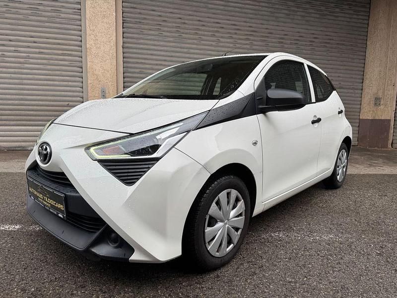 Gebraucht Toyota Aygo X 72 PS (52 kW) 2021 Weiß SUV