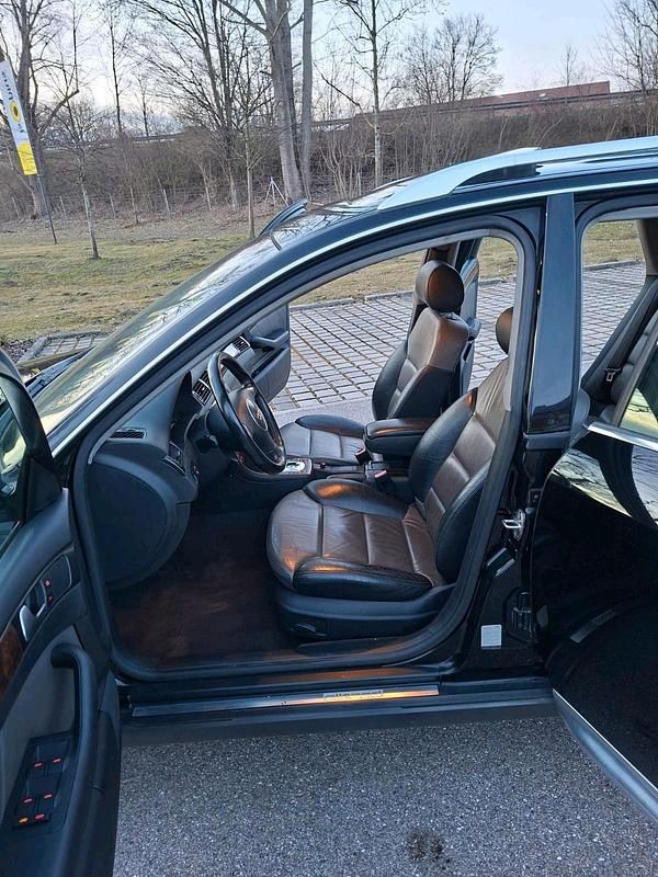 Gebraucht Audi A6 Allroad 180 PS (132 kW) 2002 Schwarz Kombi