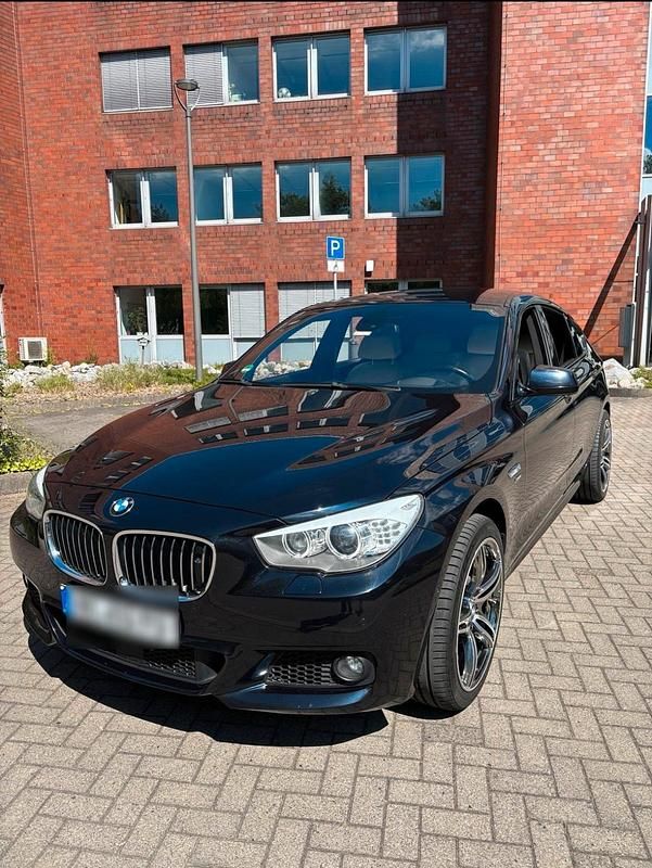 Schwarz Gebraucht 2012 BMW 530 Gran Turismo M Sport Limousine | 17.900 € (Teuer) - Bild 1/4