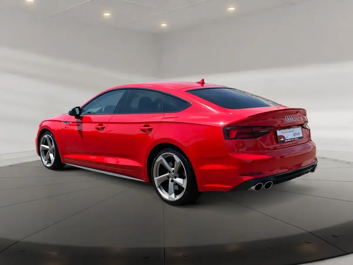 Gebraucht Audi S5 Sportback Ambiente 347 PS (255 kW) 2019 Rot Kleinwagen
