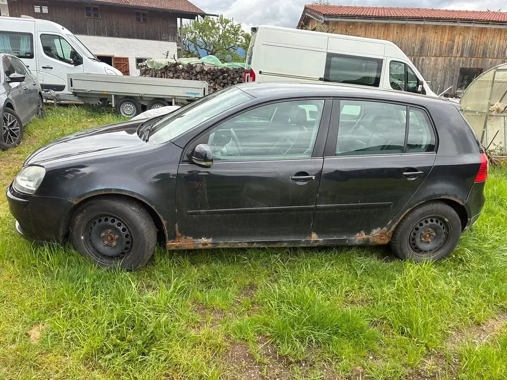 Gebraucht VW Golf V 140 PS (102 kW) 2005 Schwarz Kleinwagen