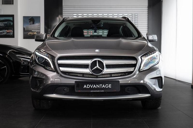 Gebraucht Mercedes GLA220 177 PS (130 kW) 2016 Grau SUV
