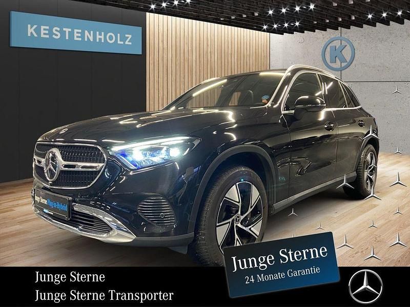 Schwarz Gebraucht 2024 Mercedes GLC300e Avantgarde SUV | 55.488 € (Fairer Preis) - Bild 1/4