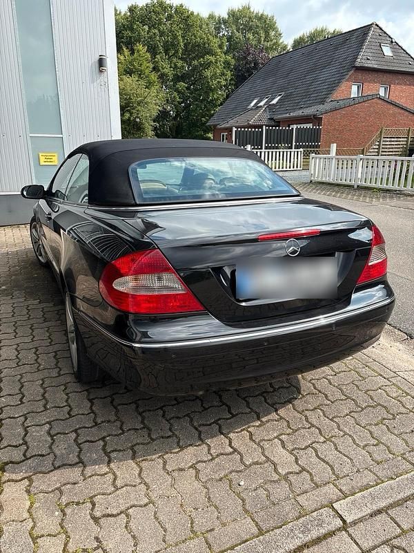 Gebraucht Mercedes CLK320 224 PS (164 kW) 2006 Schwarz Cabrio
