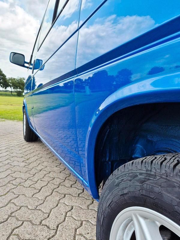 Gebraucht VW T4 102 PS (75 kW) 2000 Blau Van
