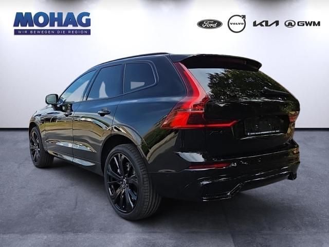 Neu Volvo XC60 Plus 350 PS (257 kW) 2025 Schwarz SUV