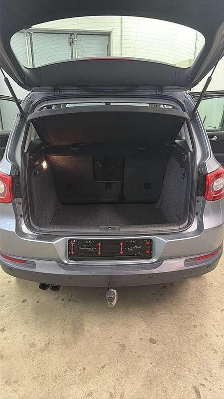 Gebraucht VW Tiguan 140 PS (102 kW) 2007 Mountain grey metallic SUV