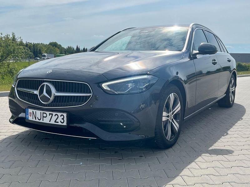 Gebraucht Mercedes C200 163 PS (119 kW) 2023 Grau Limousine