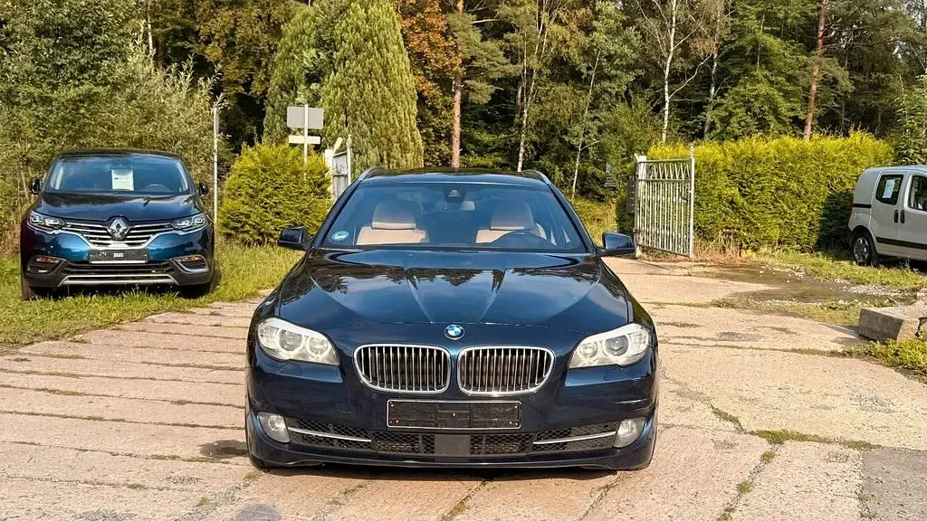 Gebraucht BMW 535 Sport Line 313 PS (230 kW) 2012 Blau Kombi