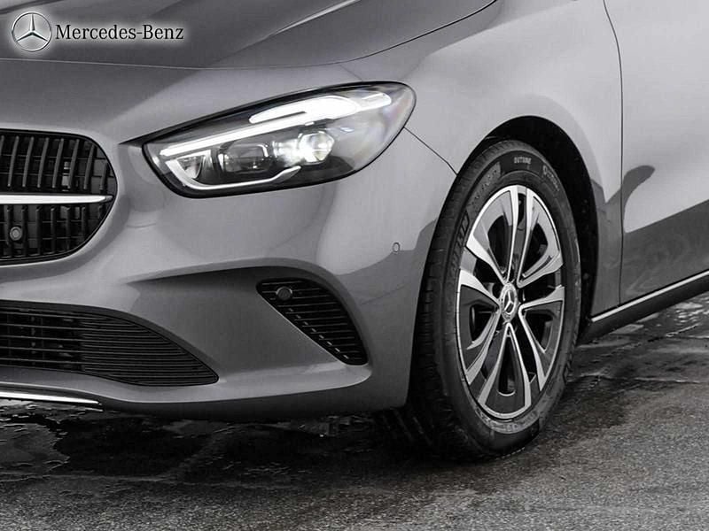Gebraucht Mercedes B200 Progressive 163 PS (119 kW) 2024 Metalliclack mountaingrau Van / Kleinbus