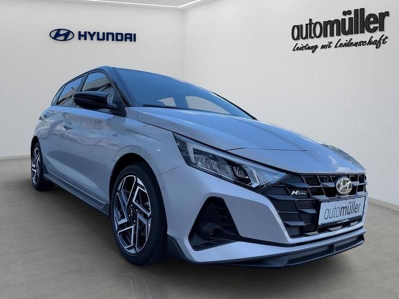 Neu Hyundai i20 N Line 101 PS (74 kW) 2025 Grau Limousine