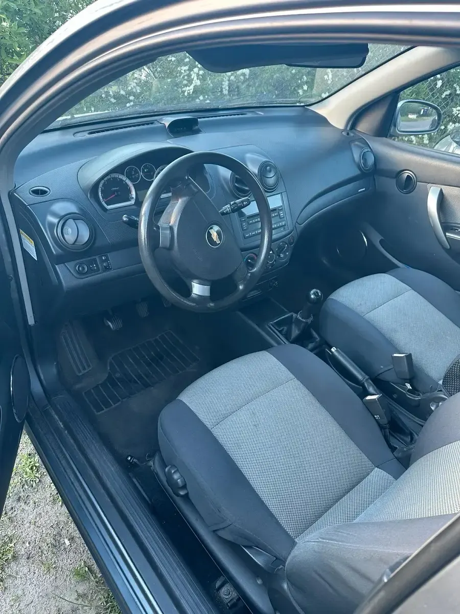 Gebraucht Chevrolet Aveo 84 PS (61 kW) 2009 Grau Limousine