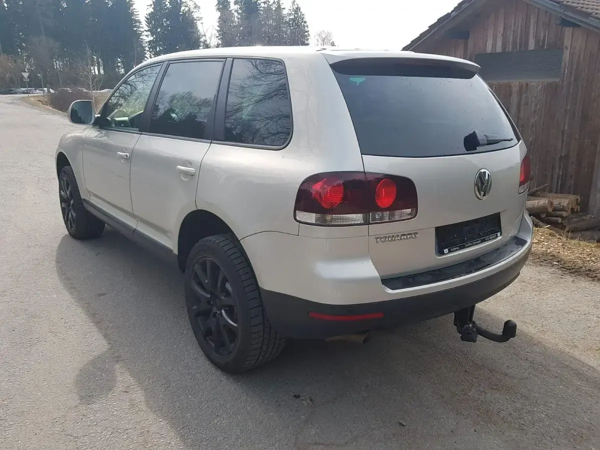 Gebraucht VW Touareg 224 PS (164 kW) 2009 Gold SUV