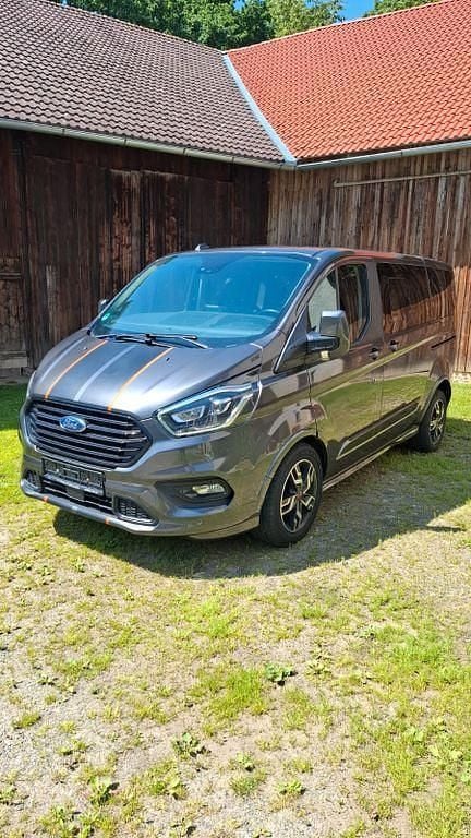Grau Gebraucht 2020 Ford Tourneo Custom Sport Van / Kleinbus | 21.900 € (Superpreis) - Bild 1/4