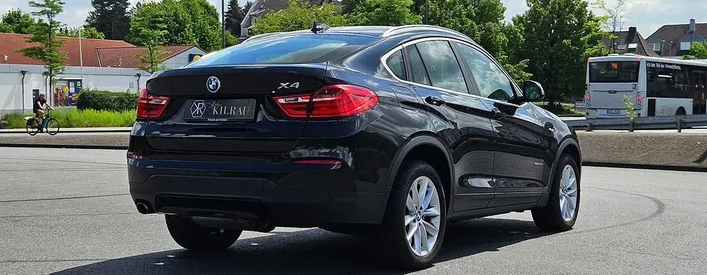 Gebraucht BMW X4 190 PS (139 kW) 2015 Schwarz SUV