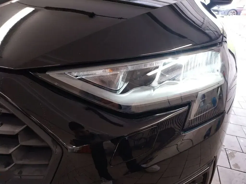 Usado Audi A3 Ambiente 110 HP (80 kW) 2021 Preto Sedan