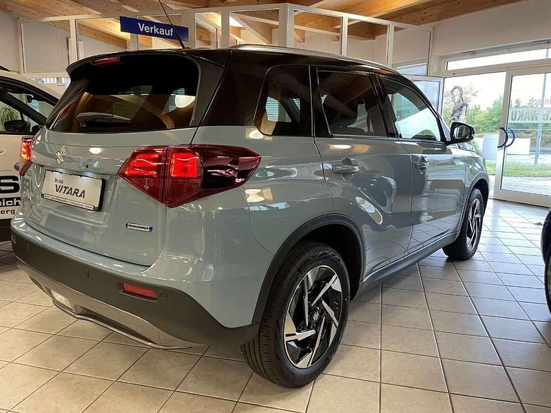 Gebraucht Suzuki Vitara Comfort+ 129 PS (94 kW) 2025 Ice/cosm.black SUV