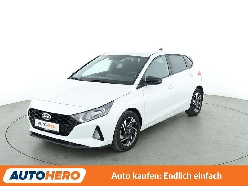 Weiß Gebraucht 2023 Hyundai i20 GO! Kleinwagen | 15.600 € (Guter Preis) - Bild 1/3