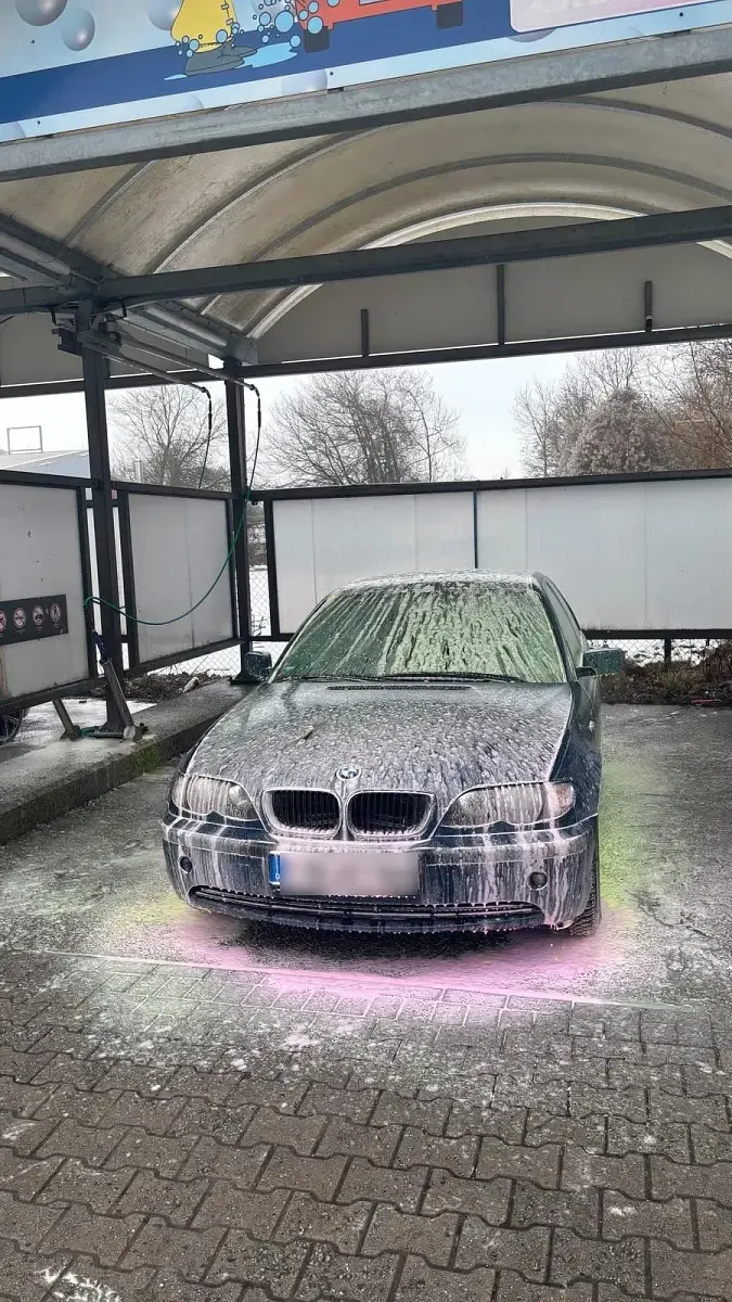 Second-hand BMW 316 116 CP (85 kW) 2003 Albastru Berlinǎ