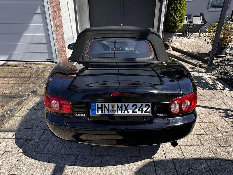 Gebraucht Mazda MX5 110 PS (80 kW) 2003 Schwarz Cabrio