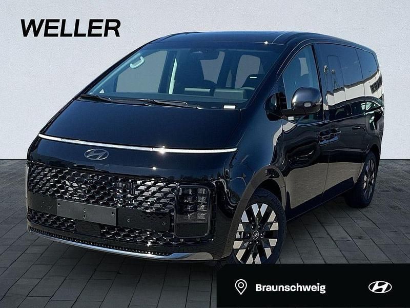 Abyss black (schwarz) Gebraucht 2025 Hyundai Staria Van / Kleinbus | 49.390 € - Bild 1/4