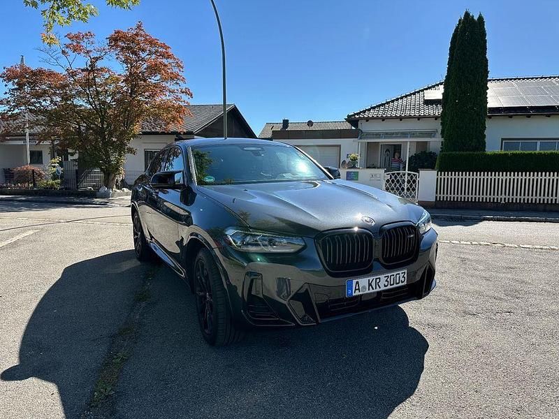 Grau Gebraucht 2022 BMW X4 M Sport SUV | 54.400 € (Fairer Preis) - Bild 1/4