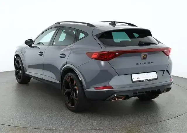 Używany Cupra Formentor VZ 245 KM (180 kW) 2021 Szary SUV