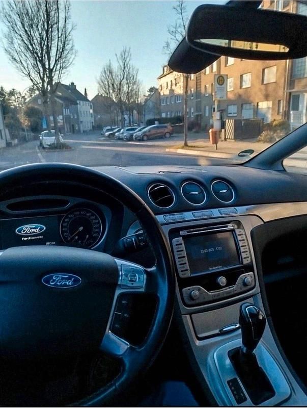 Gebraucht Ford S-MAX S 2008 Schwarz Van / Kleinbus