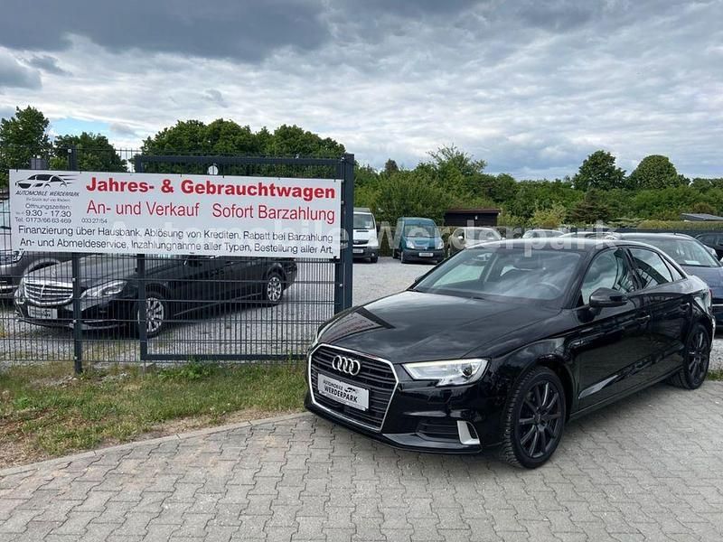 Schwarz Gebraucht 2020 Audi A3 Sport Limousine | 22.250 € (Guter Preis) - Bild 1/4