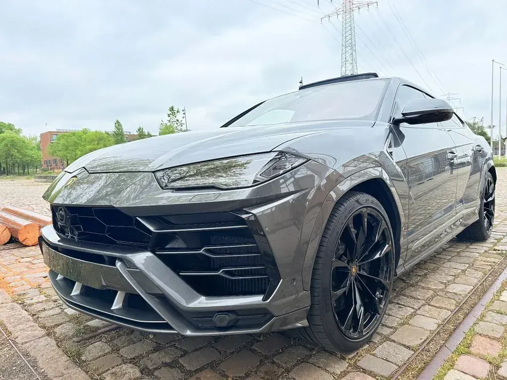 Second-hand Lamborghini Urus 650 CP (478 kW) 2019 Gri SUV