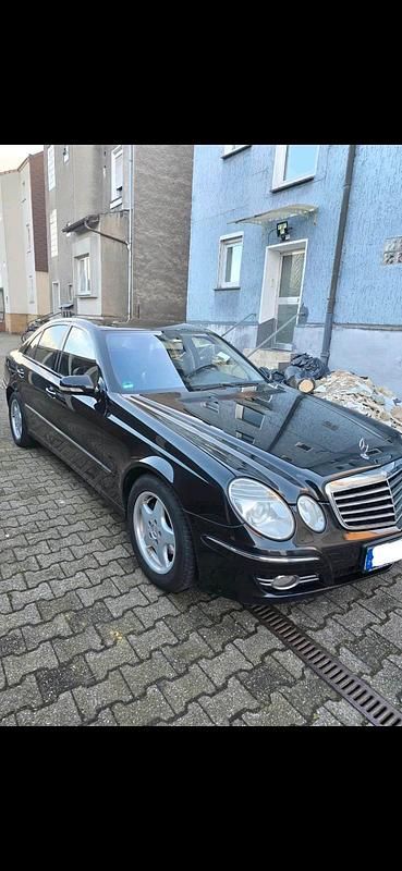 Gebraucht Mercedes E320 224 PS (164 kW) 2006 Schwarz Limousine