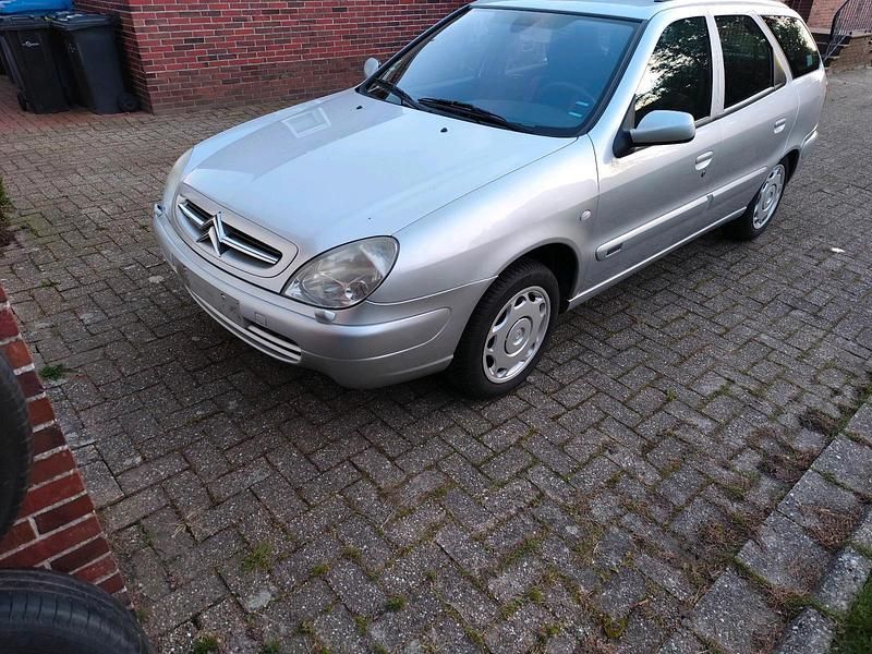 Gebraucht Citroën Xsara 104 PS (76 kW) 2002 Silber Kombi