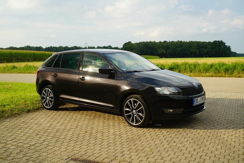 Schwarz Gebraucht 2014 Skoda Rapid Kleinwagen | 7.490 € (Fairer Preis) - Bild 1/4
