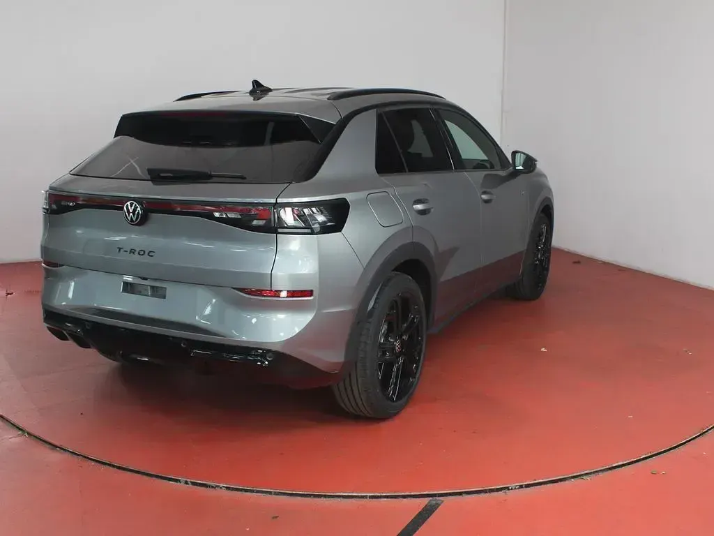 Neu VW T-Roc R-line 150 PS (110 kW) 2026 Grau SUV