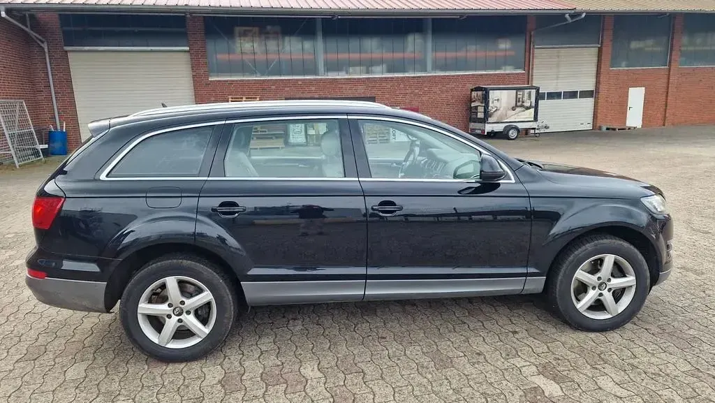 Gebraucht Audi Q7 Design 245 PS (180 kW) 2011 Schwarz SUV