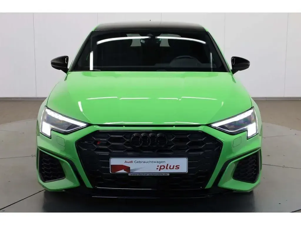 Gebraucht Audi S3 Sport 310 PS (228 kW) 2023 Kyalamigrün Limousine