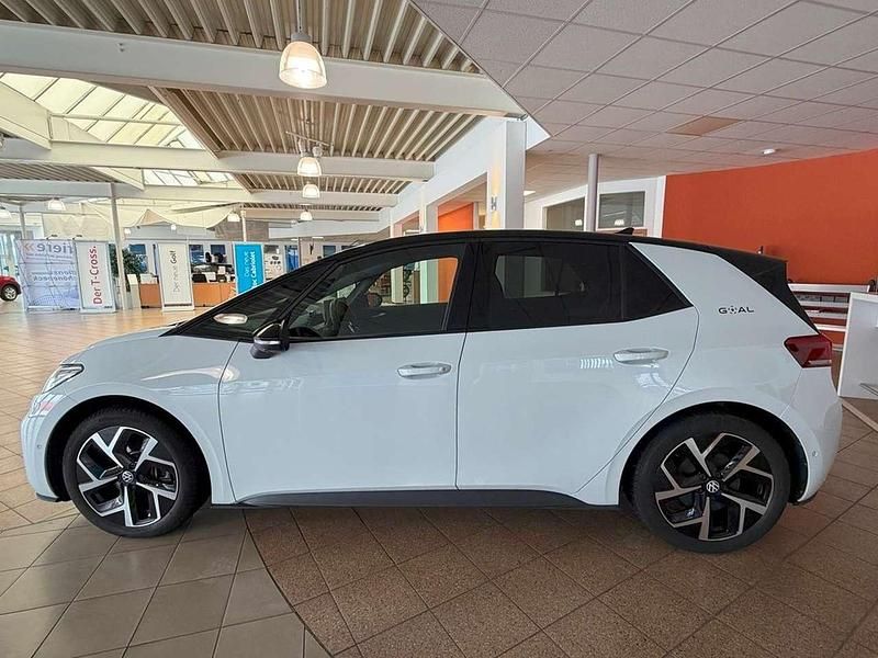 Gebraucht VW ID.3 Pure 125 kW (170 PS) 2025 Gletscherweißmetallic Kleinwagen