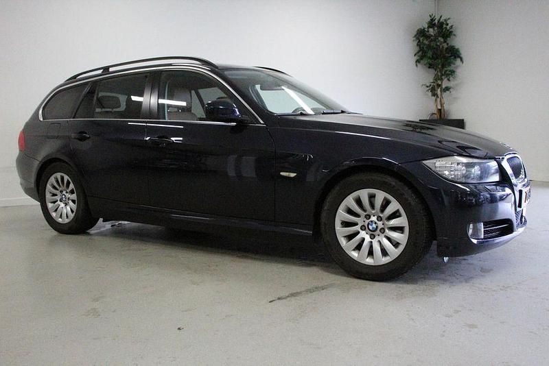 Gebraucht BMW 325 218 PS (160 kW) 2008 Blau Kombi