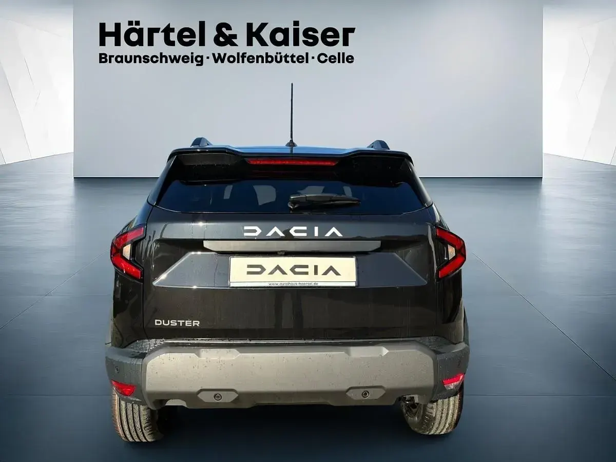 Neu Dacia Duster Journey 140 PS (102 kW) 2025 Perlmuttschwarz (schwarz) SUV