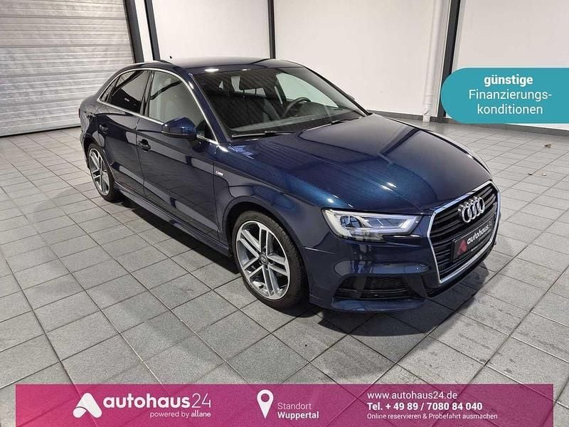 Blau Gebraucht 2017 Audi A3 Basis Limousine | 13.990 € (Guter Preis) - Bild 1/4