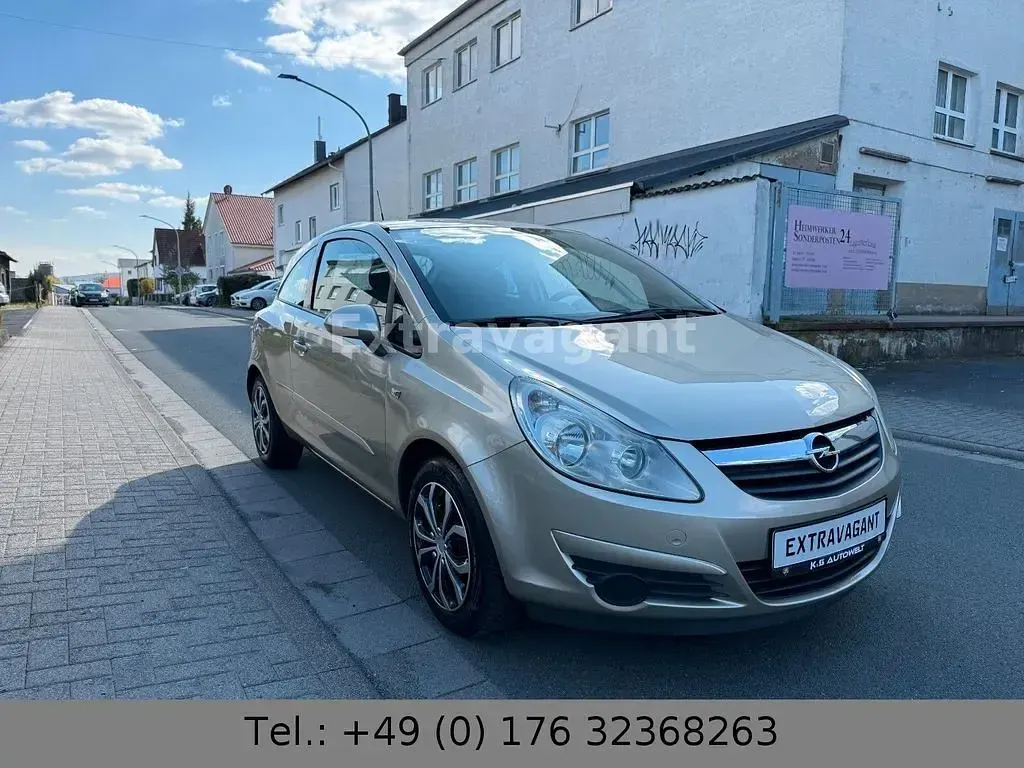 Gebraucht Opel Corsa 75 PS (55 kW) 2007 Gold Kleinwagen