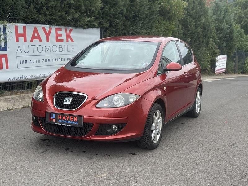 Rot Gebraucht 2008 Seat Altea Stylance Van / Kleinbus | 2.999 € (Fairer Preis) - Bild 1/4