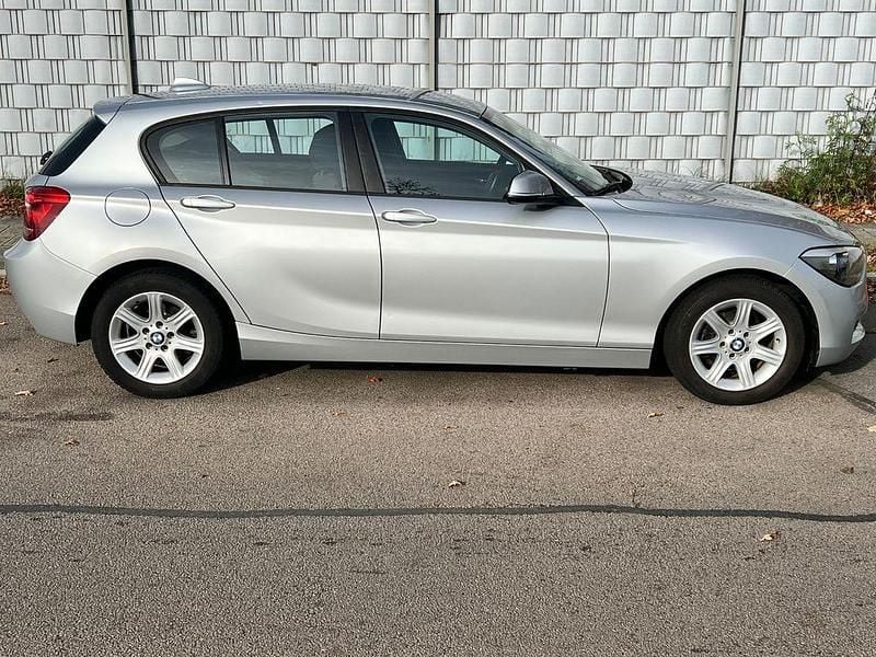 Gebraucht BMW 116 136 PS (100 kW) 2012 Silber Kleinwagen