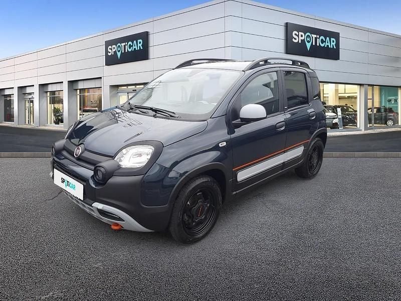 Schwarz Gebraucht 2023 Fiat Panda Garmin Kleinwagen | 13.480 € (Etwas zu teuer) - Bild 1/4